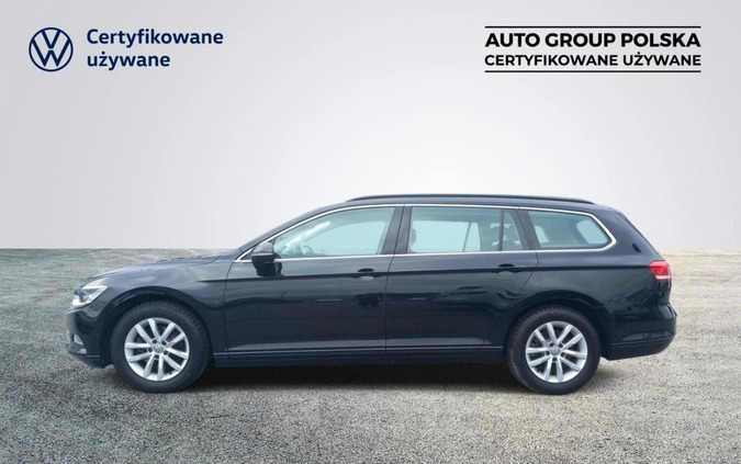 Volkswagen Passat cena 76500 przebieg: 104500, rok produkcji 2019 z Radzyń Podlaski małe 277